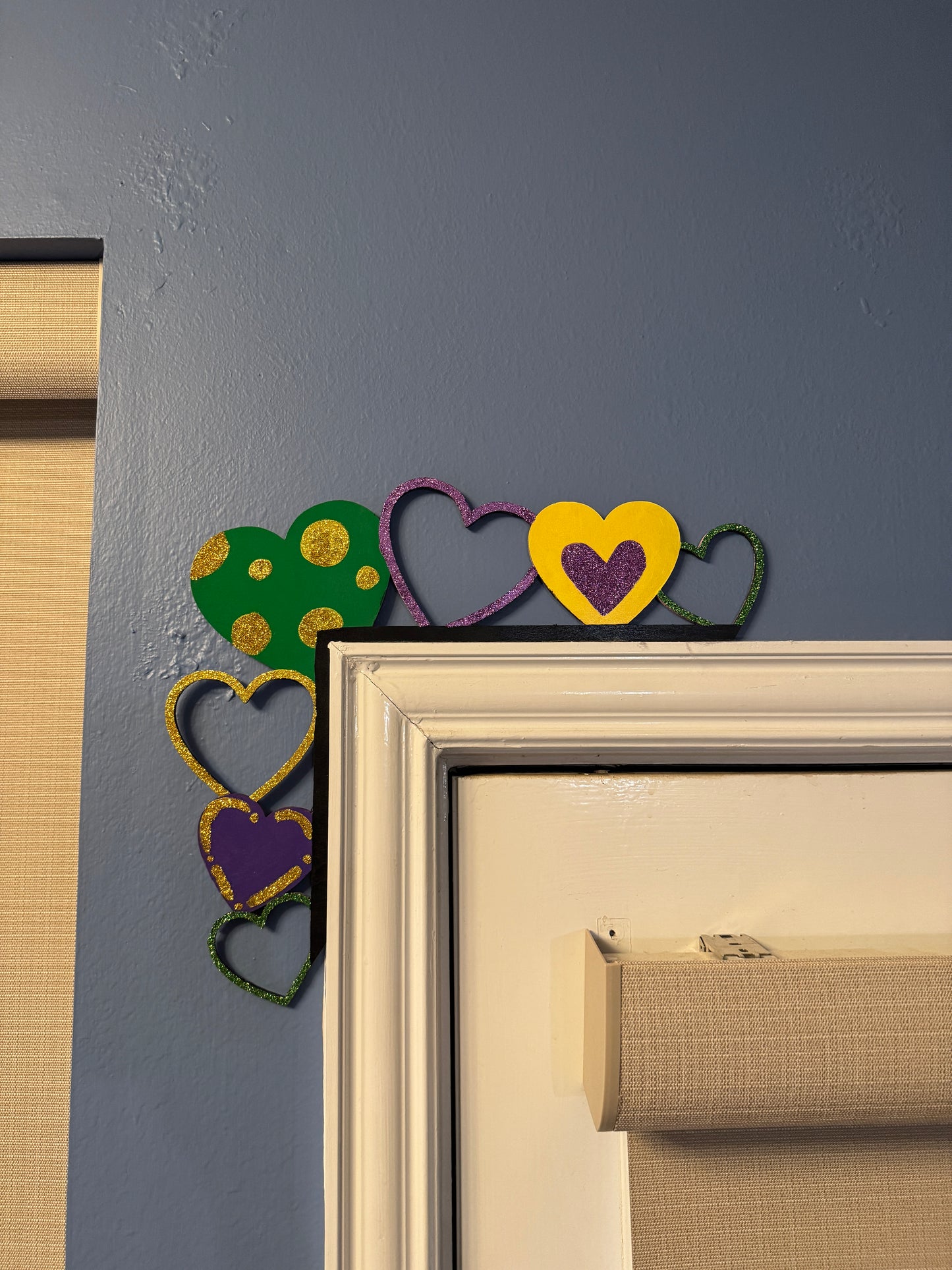 Mardi Gras Hearts Door Topper