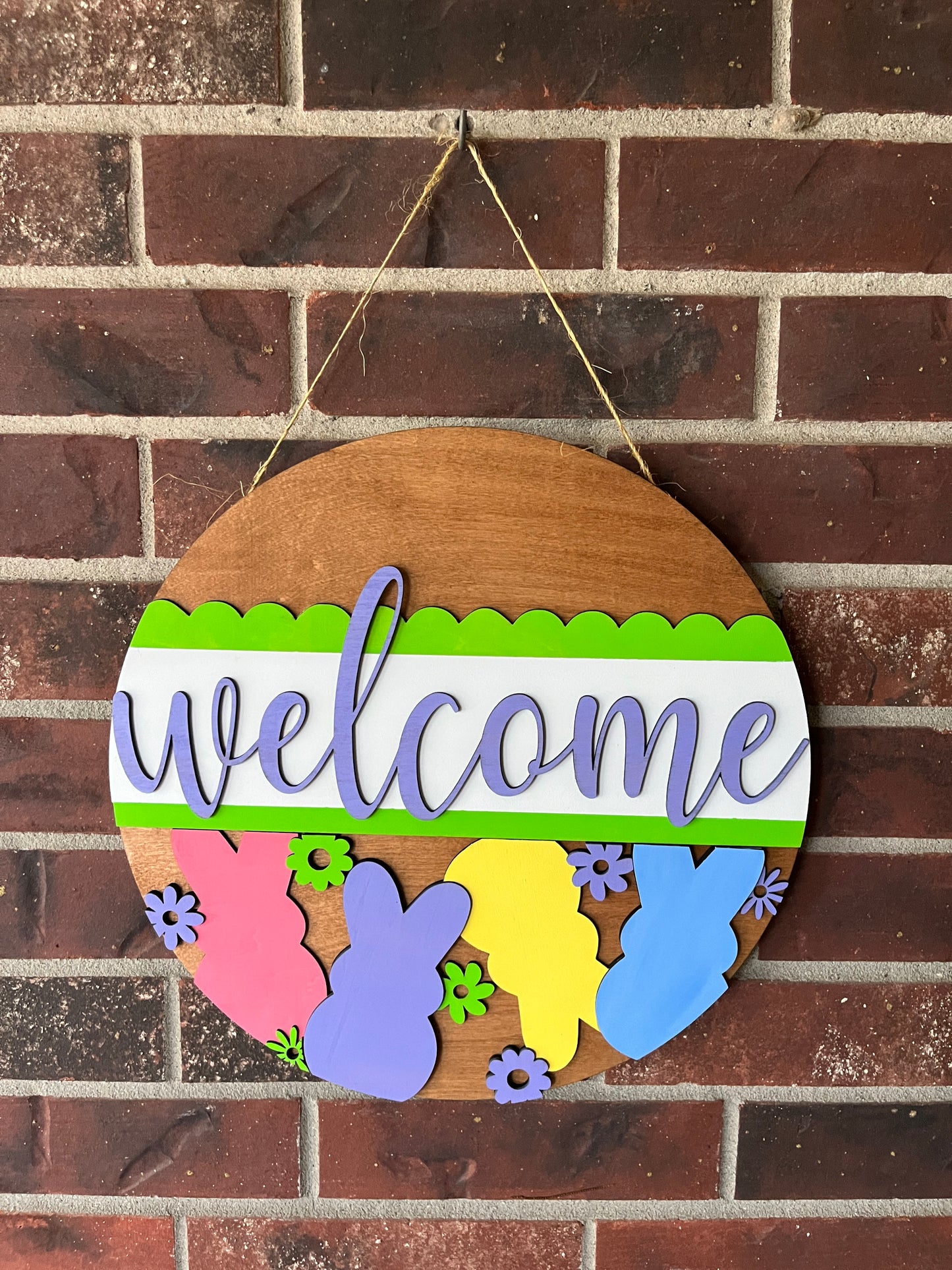 Round Peep Door Hanger