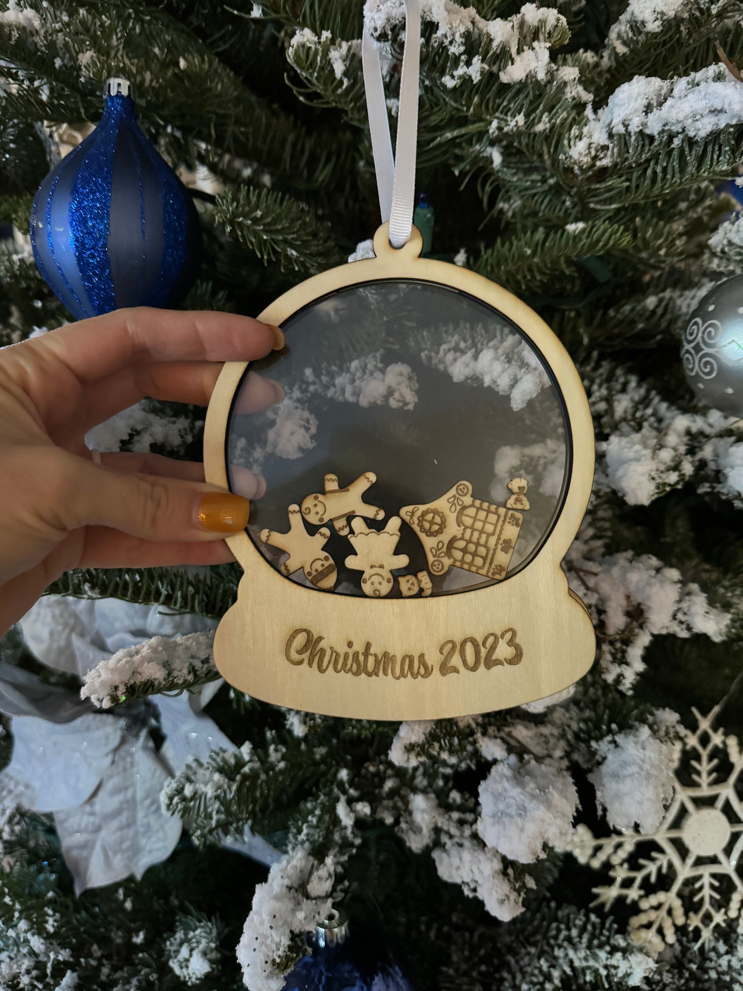 Snow Globe Ornament