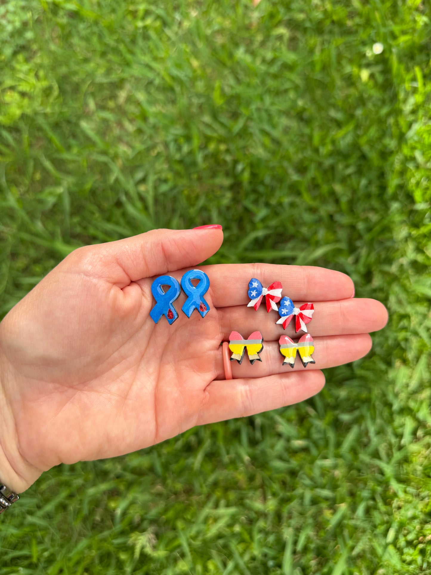 Patriotic Bow Studs