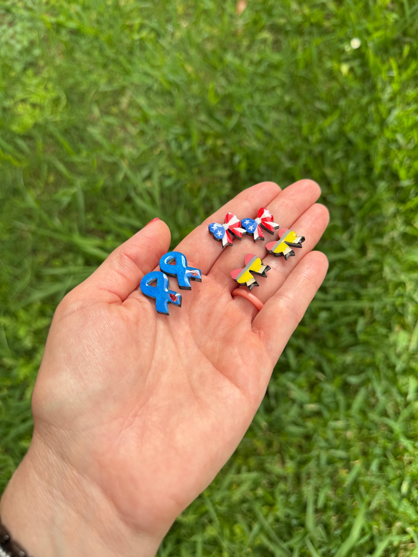 Patriotic Bow Studs