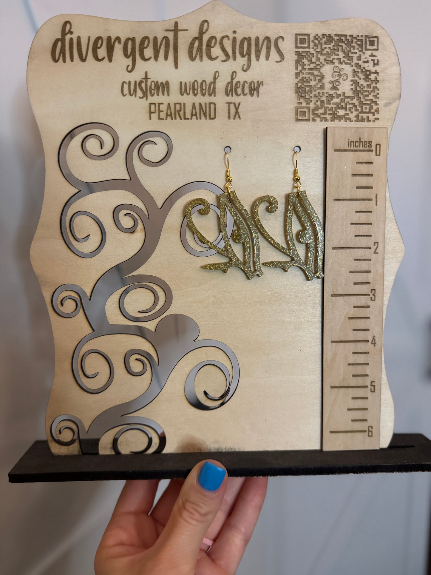 Cleo eye earrings