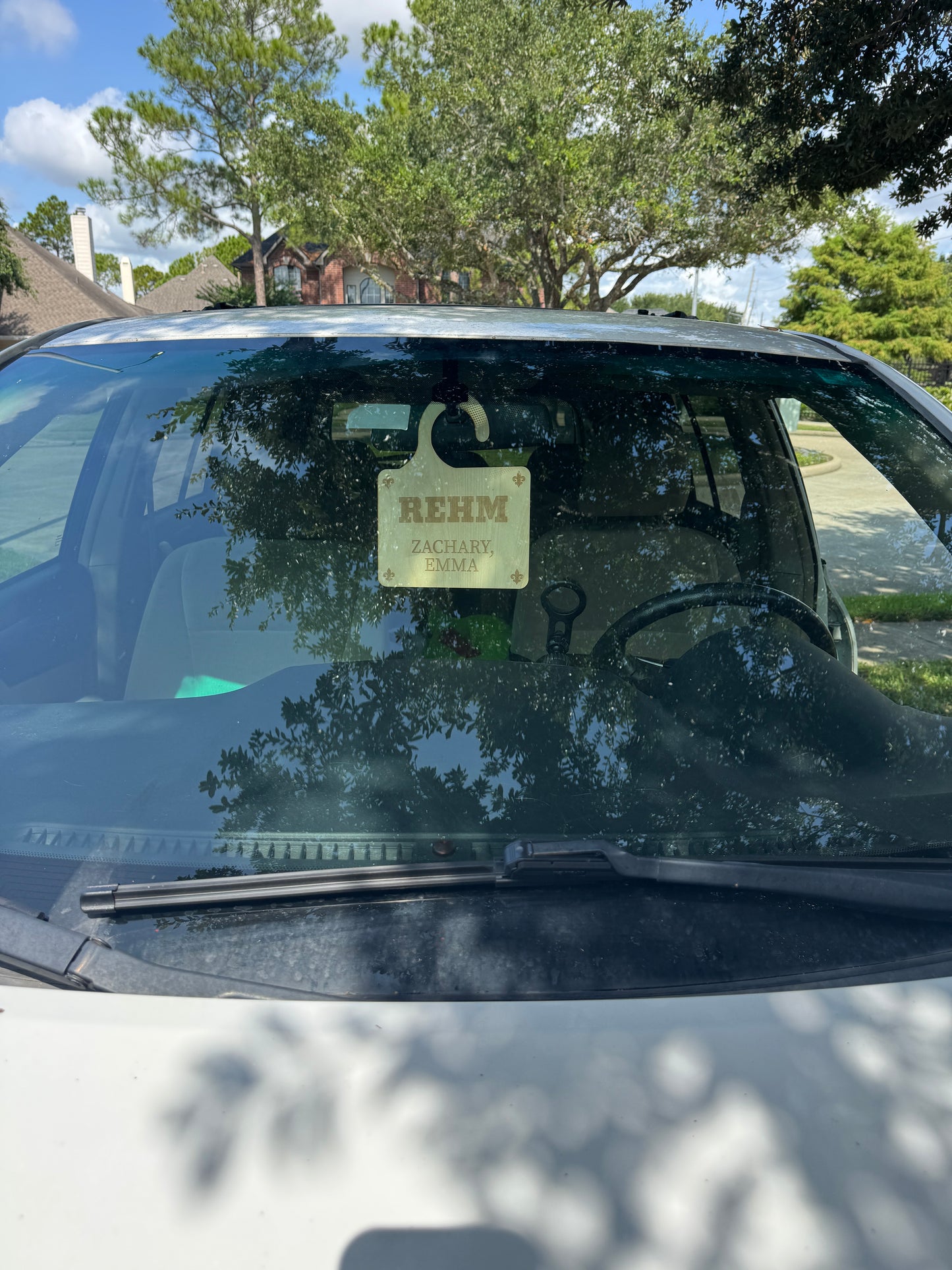 Car line name sign