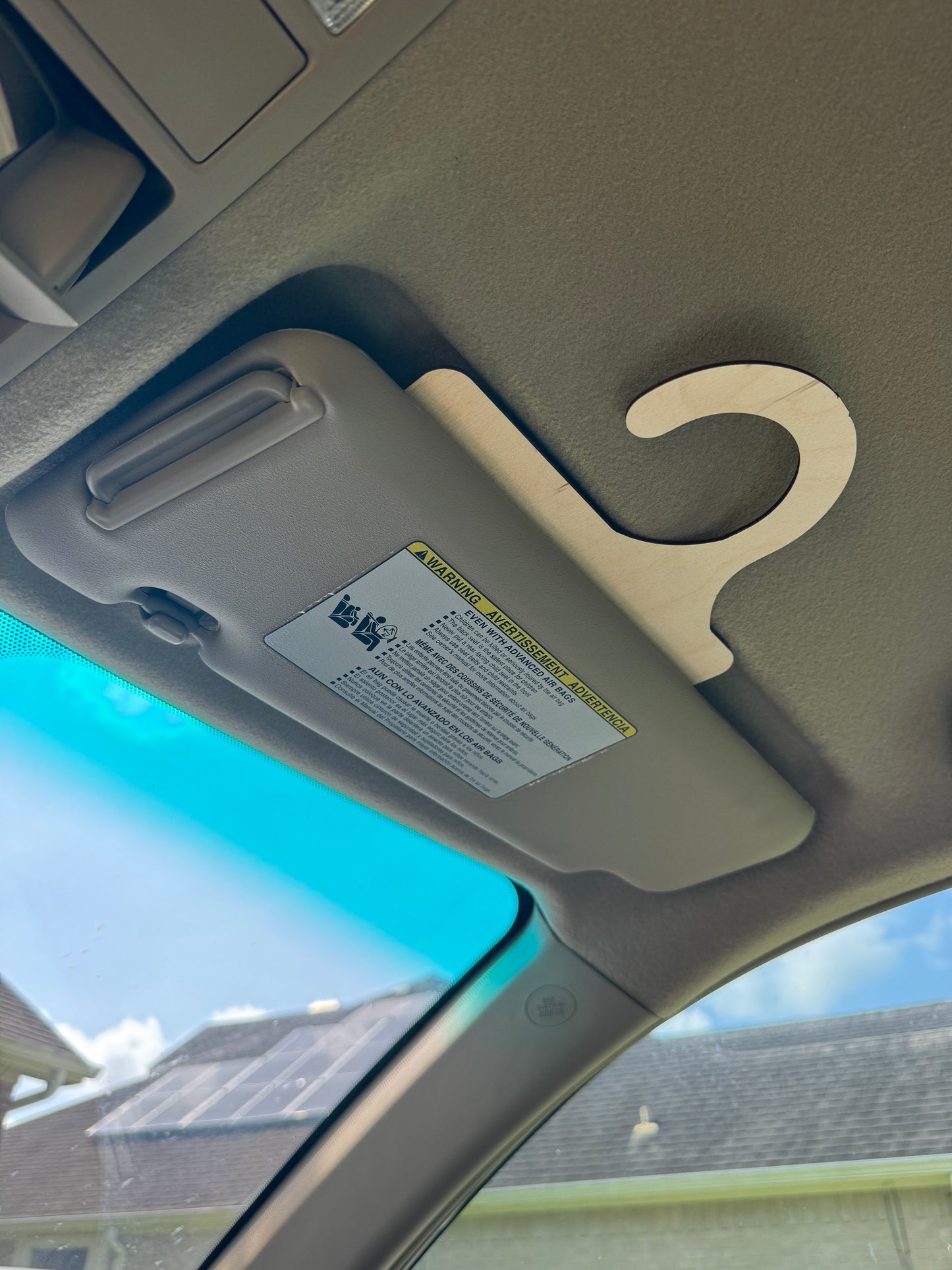 Car line name sign