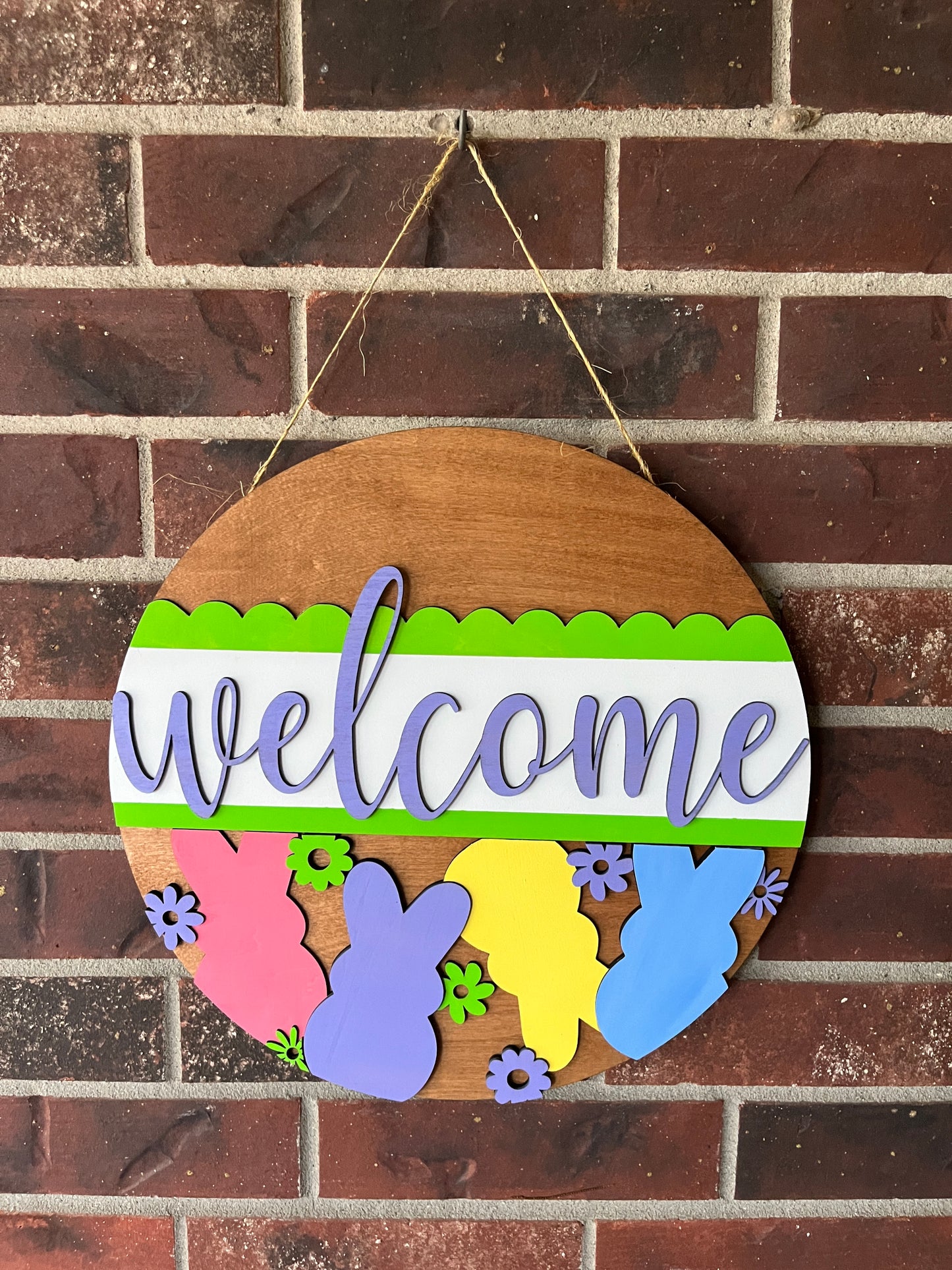 Round Peep Door Hanger